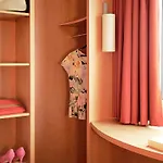 Ibis Le Val Druel Hotel