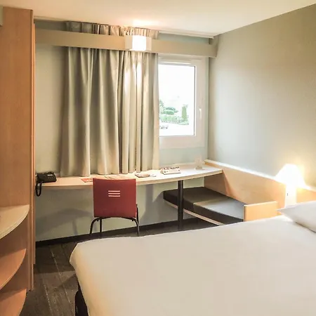 Ibis Le Val Druel Szálloda Dieppe