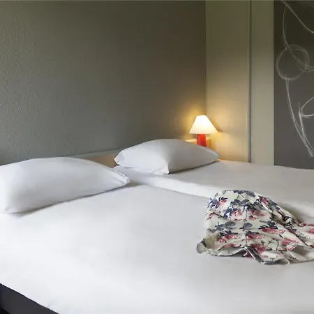 Szálloda Ibis Le Val Druel 3*