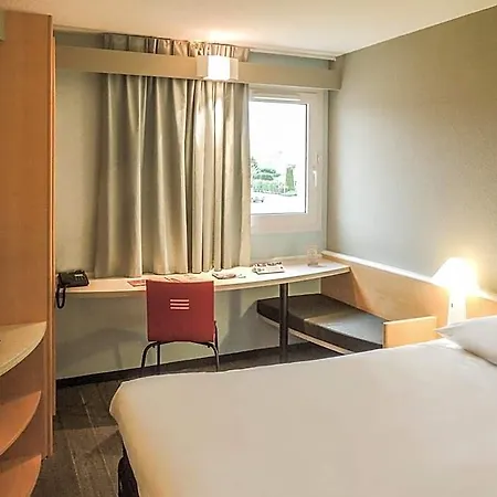 Ibis Le Val Druel 3* Dieppe