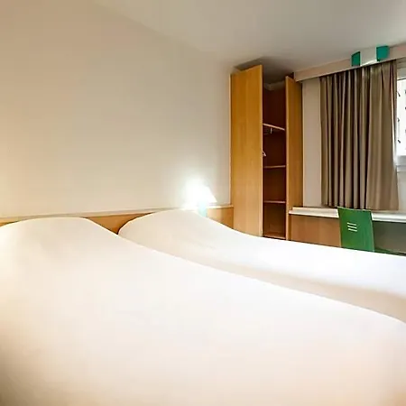 Ibis Le Val Druel 3* Dieppe