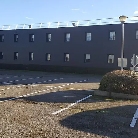 Ibis Le Val Druel Διέππη