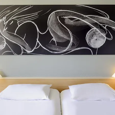 Ξενοδοχείο Ibis Le Val Druel