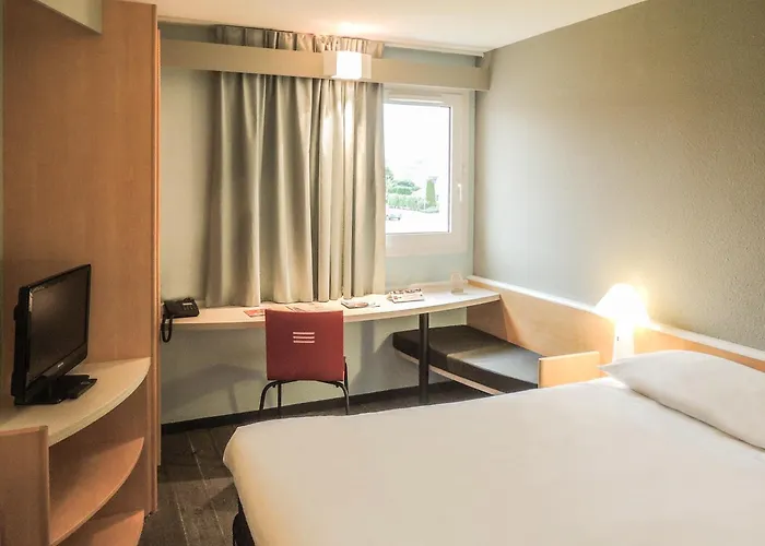 Ibis Le Val Druel Hotel Dieppe