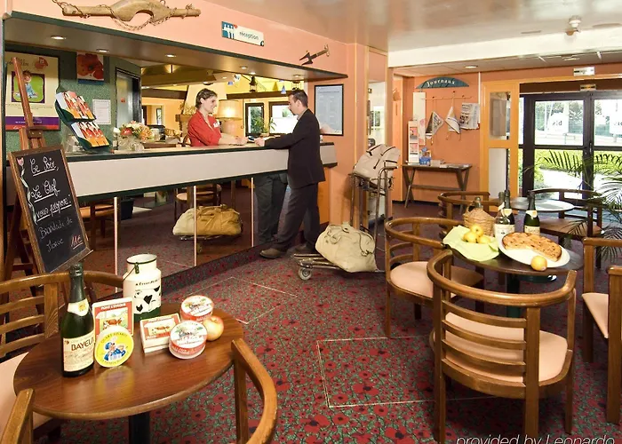 Ibis Le Val Druel Hotel 3*