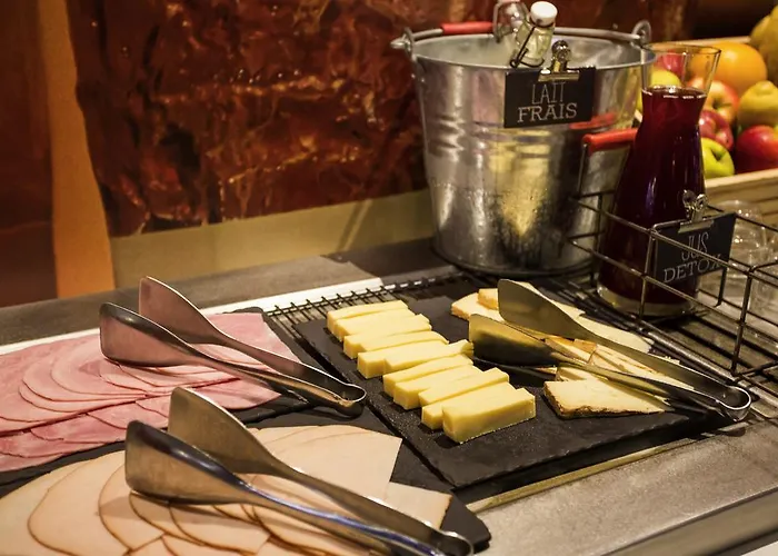 Ibis Le Val Druel 3*