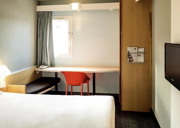 Ibis Le Val Druel 3* Dieppe